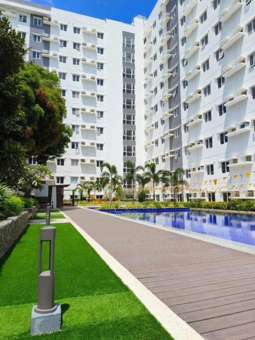 Platform 361 Apartment Cebu ภายนอก รูปภาพ